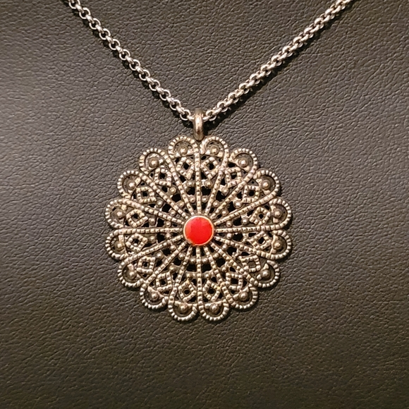 Estate Filagree Necklace & Earrings Set - Picture 3 of 5